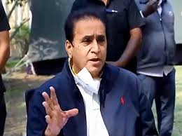 Anil deshmukh latest news and updates, special reports, videos & photos of anil deshmukh on india tv. Two Cbi Teams Arrive In Mumbai To Probe Corruption Claims Against Deshmukh Business Standard News