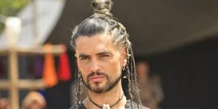 Nik Xhelilaj bën jehonë në mediat gjermane: Ja çfarë shkruhet për aktorin  shqiptar