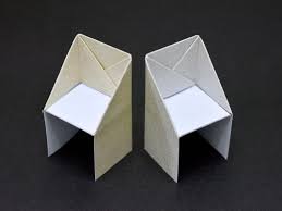 It serves as an experiment to study the boundaries of aesthetics and functional innovation. Einen Origami Stuhl Basteln 13 Schritte Mit Bildern Wikihow