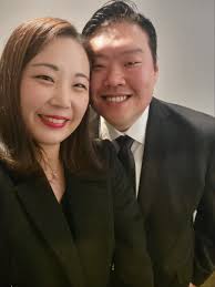 Gloria Pak and Michael Oh's Wedding Website