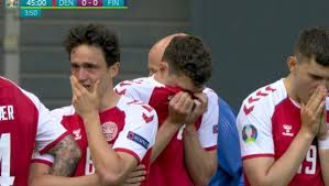 Фудбалерот на данска, кристијан ериксен се чувствува подобро и им се јавил на соиграчите од болница. 8ocksf9n4tleim