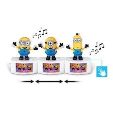 Après beaucoup de temps, gru rencontre enfin son frère jumeau dru, un homme charmant, heureux et réussi, qui veut faire équipe avec lui pour une dernière aventure criminelle. Mini Figurine Music Mate Mondo Tw Toys Moi Moche Et Mechant 3 9 Cm Moyenne Figurine Achat Prix Fnac