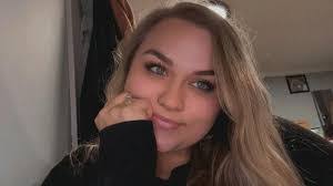 Sarah Morrill's Instagram, Twitter & Facebook