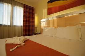 Condividi la tua esperienza con #bestwesternpalaceinn_ferrara www.palaceinnferrara.it. Best Western Palace Inn Hotel Ferrara Prenota Subito