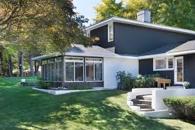 5 Updates For A Midcentury Home S Exterior