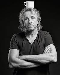 Twice may 28, 2001 he won only dm 500.000. Der Moderator Thomas Gottschalk Im Interview Ohne Worte Sz Magazin