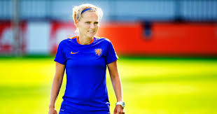 Het duo begint in de basis van bondscoach sarina wiegman, die haar. Oranjevrouwen Willen Geen Vriendendienst Nederlands Voetbal Destentor Nl