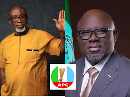 GOVERNOR JOSEPH WELCOMES FRENCH AMBASSADOR TO POHNPEI