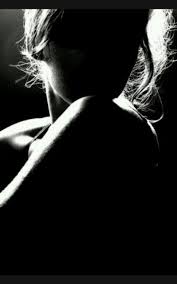 Black And White Boudoir Portraits ليش كلمن ولفه يمه وأني ولفي بغير ديرة ألوڱت أحقر مسلسل وقصته جدآ حقيرة أنطاني أصعب دور With Images Body Art Photography Photography Black And White Photography