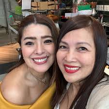 Sharing yesterday's brunch revelry and #masayangsalusalowithglad at Happy  Ongpauco-Tiu 's Tsokolateria at Greenbelt 🎄 Naturally everyone did a  “Sharon” when the time to say adieu came hehehe. Sayang ang food! So glad