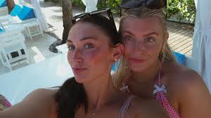 Hey all! I have a couple different apartments i'm looking into for this  upcoming fall, but will need 2-3 other people for roommates! Please let me  know if interested! ⬇️ A little