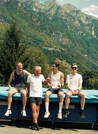 Team ingebrigtsens agent føler for å avdramatisere nyheten om at løpebrødrene må klare seg uten pappa gjert som trener i tiden fremover. How To Deal With Bullies According To Coach Gjert Ingebrigtsen Nike Com