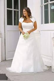 Wir führen lange brautkleider in den größen 34 bis 54 und kurze hochzeitskleider bis größe 50. Curvy Bride Hochzeitskleid Brautkleid Wedding Dress A Linie Herzausschnitt Seitliche Raffung Kurvenreiche Braut Hochzeitskleid Brautmode