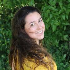 Catalina Uriarte (@CatalinaMariah)