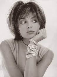 Peggy Dill's Instagram, Twitter & Facebook