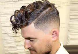 Highlights instantly brighten the face, lighten up heavy hair and accentuate curls in a stunning way. 60 Cool Comb Over Fade Haircuts For Men 2021 Trends