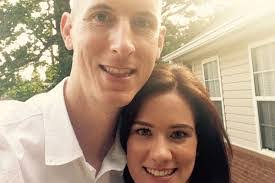 Sara Lunsford's Instagram, Twitter & Facebook