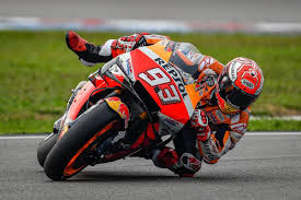 Motogp Jorge Lorenzo Repond Aux Conseils De Marc Marquez Tomber Ne Fait Pas Partie De Mon Style Paddock Gp Grand Prix Moto Marc Marquez Moto Sportive