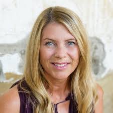 Stacie Reece's Instagram, Twitter & Facebook