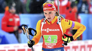 Вторыми с одним штрафным кругом финишировали норвежцы, на. Biathlon Staffel Deutsche Frauen Nur Auf Rang Zwolf Sport Sz De