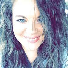 Carla Dotson's Instagram, Twitter & Facebook