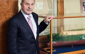 Μυτιληναιοσ πετροσ, έπιπλα μπάνιου, πειραιάς, τηλέφωνο: Se Krisimh Katastash Noshleyetai O Efoplisths Giannhs Aggelikoyshs