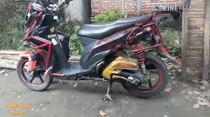 Halo mas dab.kembali lagi motoblast membuatkan modifikasi striping untuk yamaha mio m3 warna hitam dengan tema jack daniel gold, monggo di intip. Modifikasi Motor Touring Mio M3 Stang Trondol Part 1 Youtube