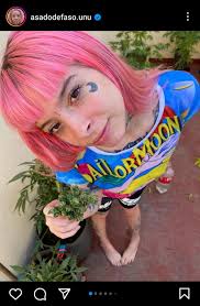 mare🧸💗 on X: che igual no se hagan los boludos q asado de faso es igual  de linda q ella solo q con ojos marrones ajsjs t.co3r5O5WaPc0  X