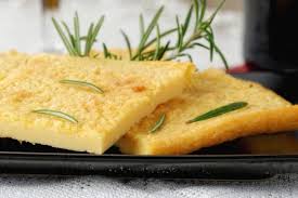· 2 cucchiai di olio extravergine d'oliva. Acqua Farina Di Ceci E Un Filo D Olio La Ricetta Light Della Farinata Goccia A Goccia