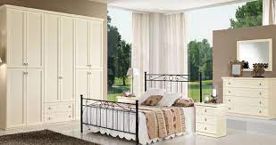 Mondo convenienza camerette novita del catalogo 2010 foto. Camere Da Letto Classiche Mondo Convenienza