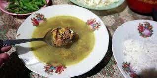 Resep gulai kambing, enak anti bau prengus dan cara membuat gulai kambing empuk lengkap gulai kambing diolah dalam kuah bumbu rempah yang bercitarasa gurih. Limakaki Gulai Sapi Tugu Pak Samin Yang Legendaris Rasanya Yang Lezat Membuat Siapa Saja Ketagihan