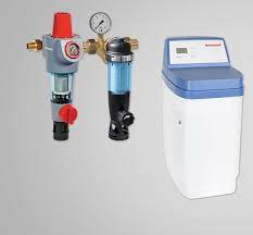 Es gibt trotz sehr guter trinkwasserqualität hierzulande bleirohre im eigenen haus, zu hoher kalkgehalt, medikamentenrückstände im leitungswasser oder. Wasserfilter Hausanschluss Hauswasserstation Kaufen Bei Hornbach