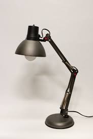 happy light bureaulamp grijs bruin metaal goed wendbaar bureaulamp vintage lampen retro lamp