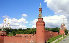 The Moscow Kremlin Is So Old It Was Founded In Moscow Kremlin Guide Friendly Local Guides Blog