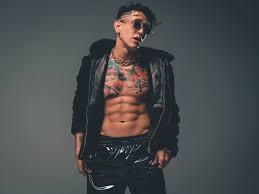 De otra manera, tendrá que asistir con un adulto que autorice y deje. Lenny Tavarez Biografias De Artistas Sofoke Latino