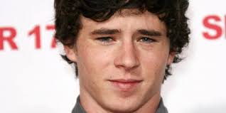 Charlie McDermott