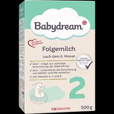 Während anfangsmilch keine stärke enthält und vom ersten lebenstag an gefüttert werden kann, ist die stärkehaltige folgemilch für das beikostalter gedacht. Babydream Folgemilch 2 Nach Dem 6 Monat Online Kaufen Rossmann De