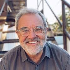 Leland Warren's Instagram, Twitter & Facebook