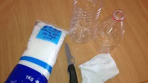 Comment Lutter Efficacement Contre L Humidite Dans Une Chambre Absorbeur D Humidite Deshumidificateur Maison Astuces Contre Humidite