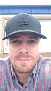 180 Stephen Amell ideas