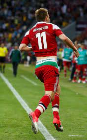 'we don't believe that nicklas should be penalised for nothing more serious than. Em Schleichwerbung Niklas Bendtner Muss 100 000 Euro Strafe Zahlen Der Spiegel