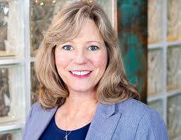 Kari Cole's Instagram, Twitter & Facebook