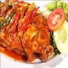 Mikhayla mempersembahkan menu nasi + gurame saus padang. 1