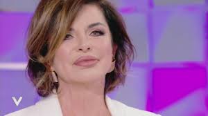 La vita privata di damiano david: Alba Parietti Innamorata Di Un Giovane Artista