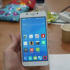 Galerie: ZTE Grand S3