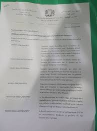 Lagu ini berkisah seorang perempuan yang hanya dapat mencintai dalam diam, tidak dapat mengungkapkan perasaannya karena sesuatu hal, atau bahkan memang tidak memungkinkan. 10 Xildhibaan Oo Codsaday In Laga Doodo Heshiisyadii Uu Maamulka Farmaajo La Galay Dalalka Shisheeye News Wararka Somali Forum Somalia Online
