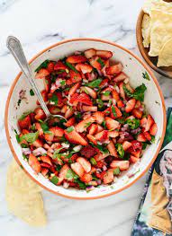 Strawberry Salsa Recipe Cookie And Kate Recipe Strawberry Salsa Recipe Summer Party Appetizers Strawberry Salsa
