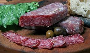 Per quanto riguarda la carne, quelle di agnello e capretto sono le più utilizzate nella cucina molisana, con una predilezione per la cottura allo spiedo. Cucina Molisana L Abc Dei Prodotti E Dei Piatti Della Regione Gambero Rosso