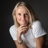 9 profils pour “Sophie Violet”