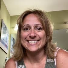 Grace Grimm's Instagram, Twitter & Facebook